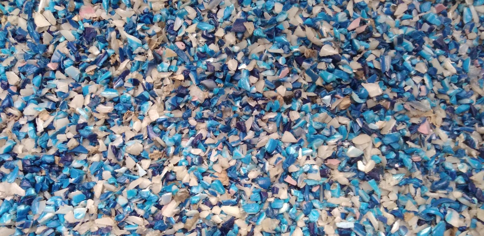 Cold-washed PET flakes — 2