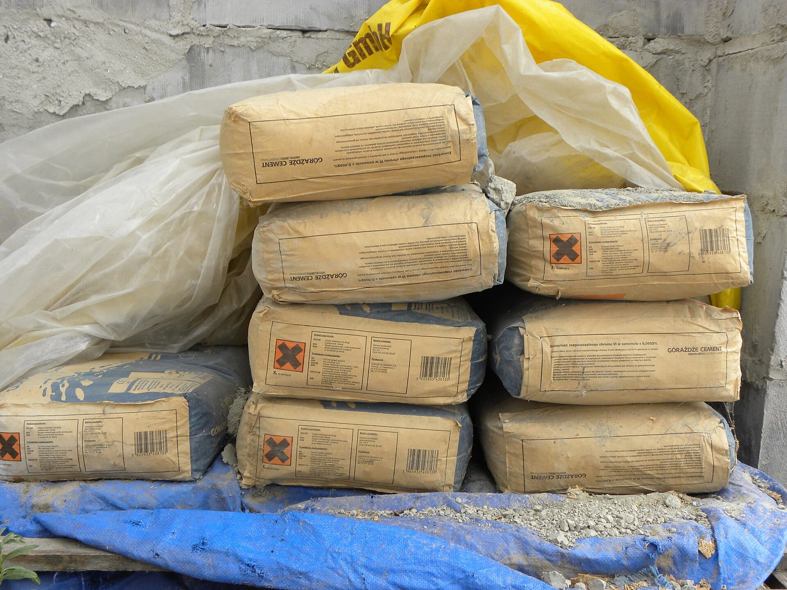 Gusseted/Valve Bags (50kg - 25kg capacity) — 2