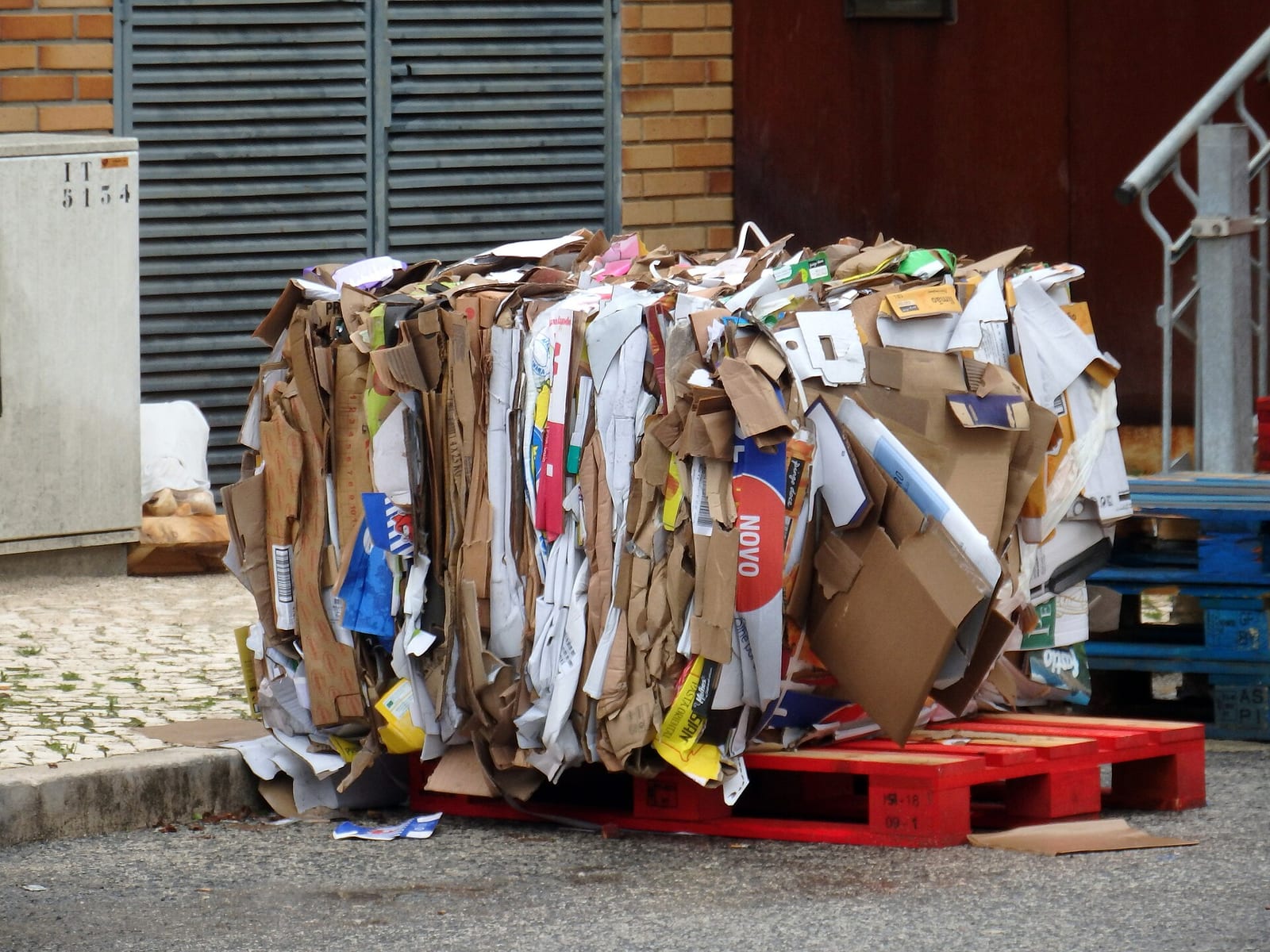 Standard cardboard